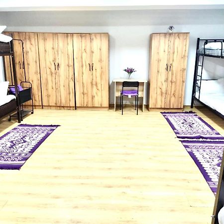 الماتي Like Home Hostel Na Timiryazeva المظهر الخارجي الصورة